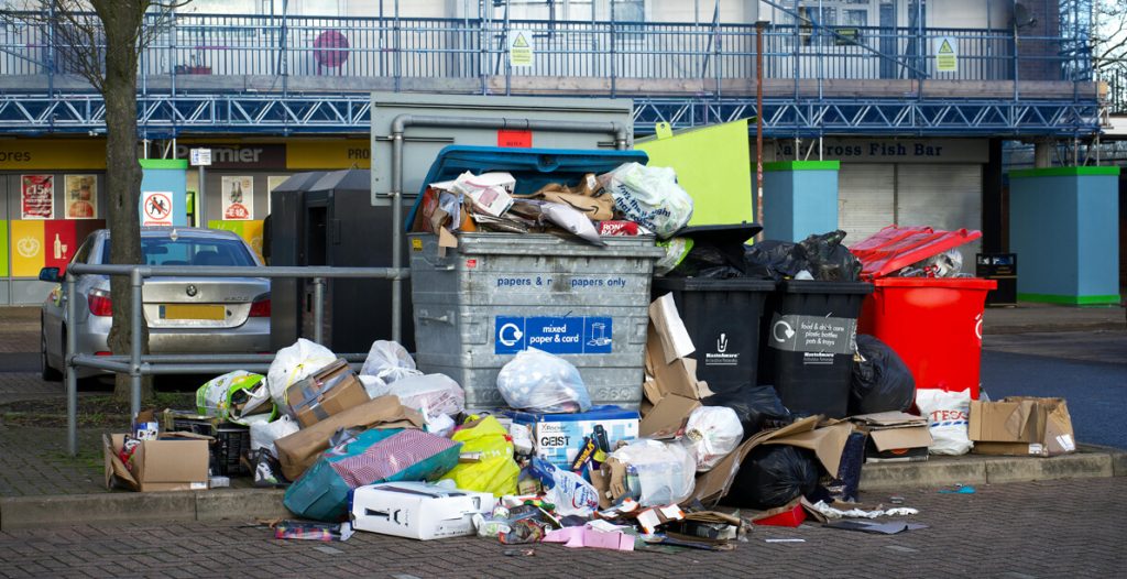 Overflowing-wheelie-bin